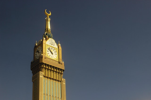 A clock tower in Mekkah, Saudi Arabia.