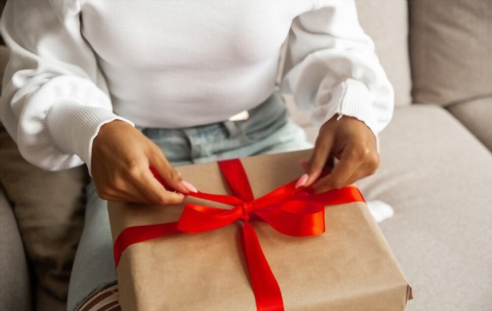 send gifts to Chicago online