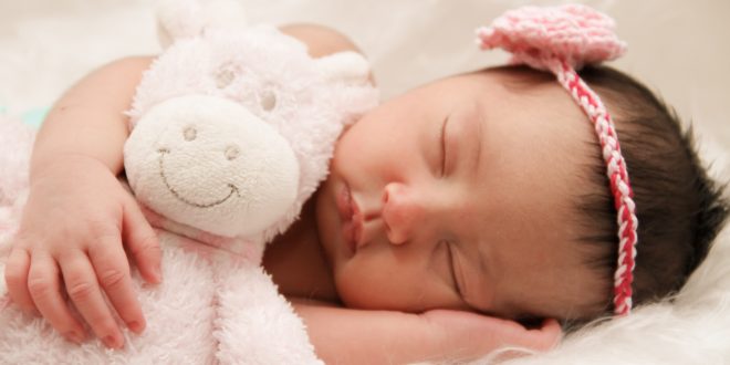 Best Ways to Keep a Baby Warm at Night Without a Blanket.
