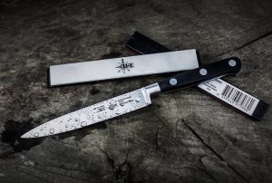 skinning knives