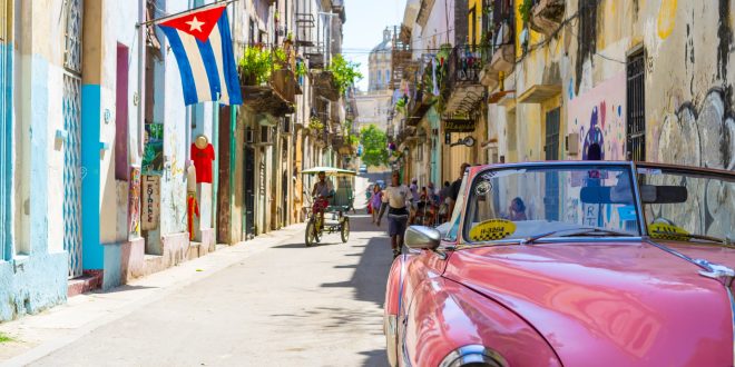 Can American Citizens Vacation in Cuba